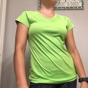 LIKE NEW champion medium dri fit shirt